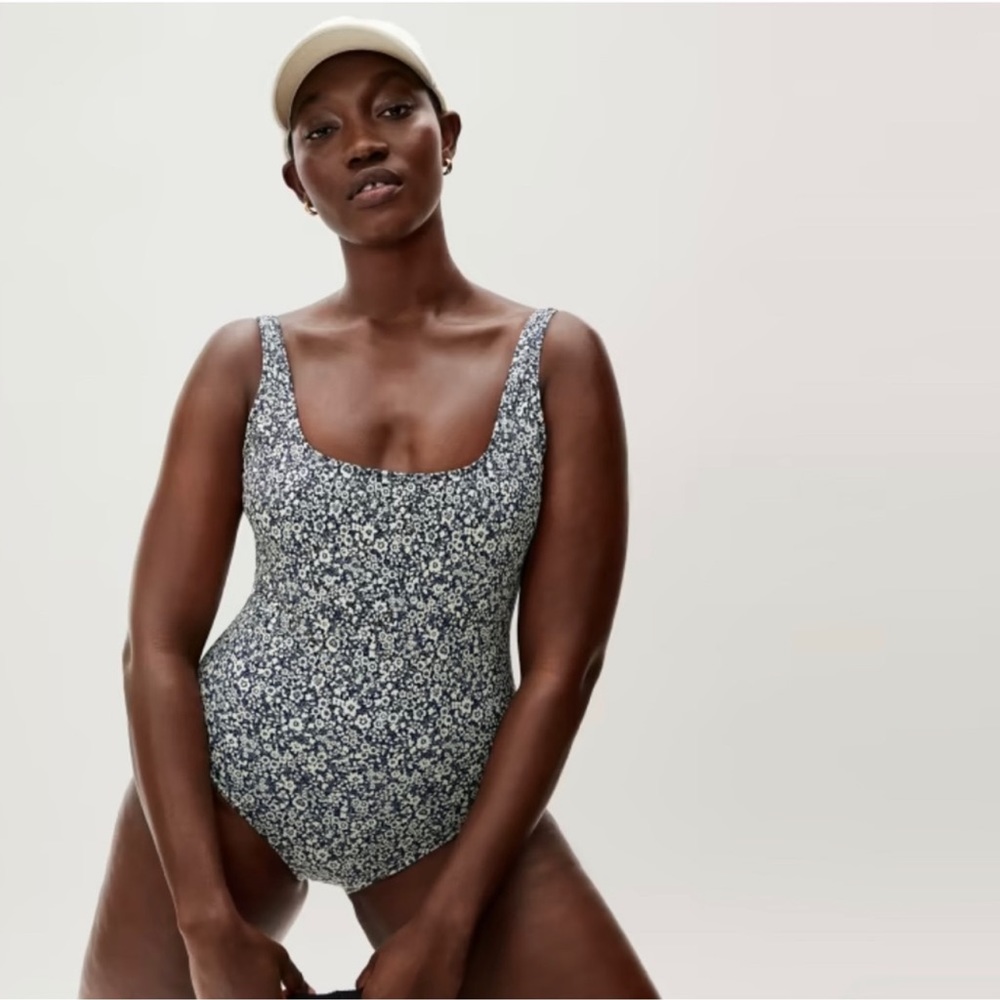 Everlane The Square-Neck One-Piece Navy Floral Swimsuit